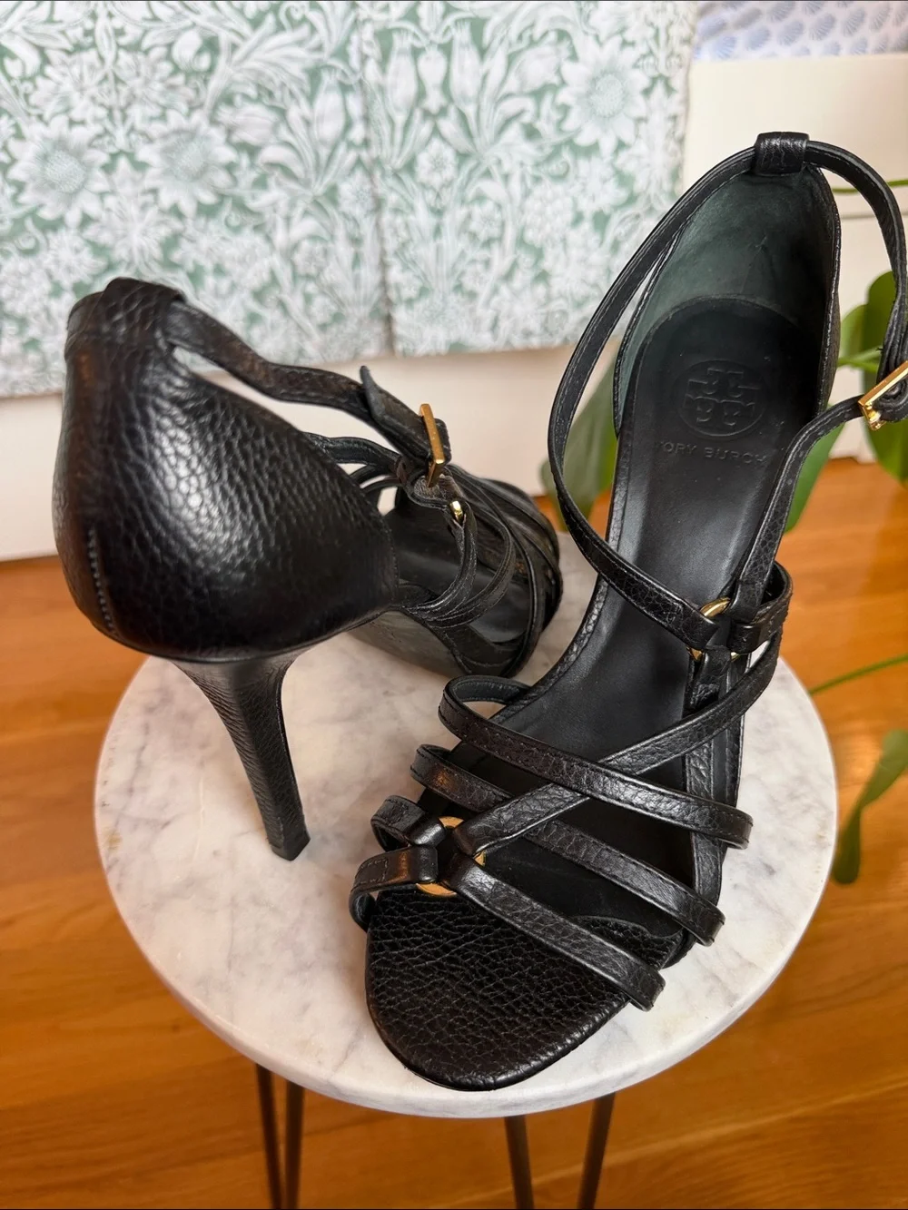 Tory Burch Black Leather Strappy Stiletto Sandals size 9.5